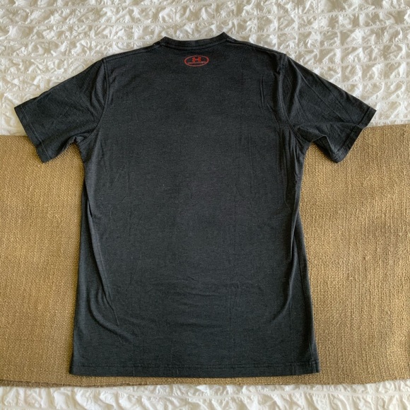 Under Armour Men’s Medium T-Shirt - Picture 4 of 9